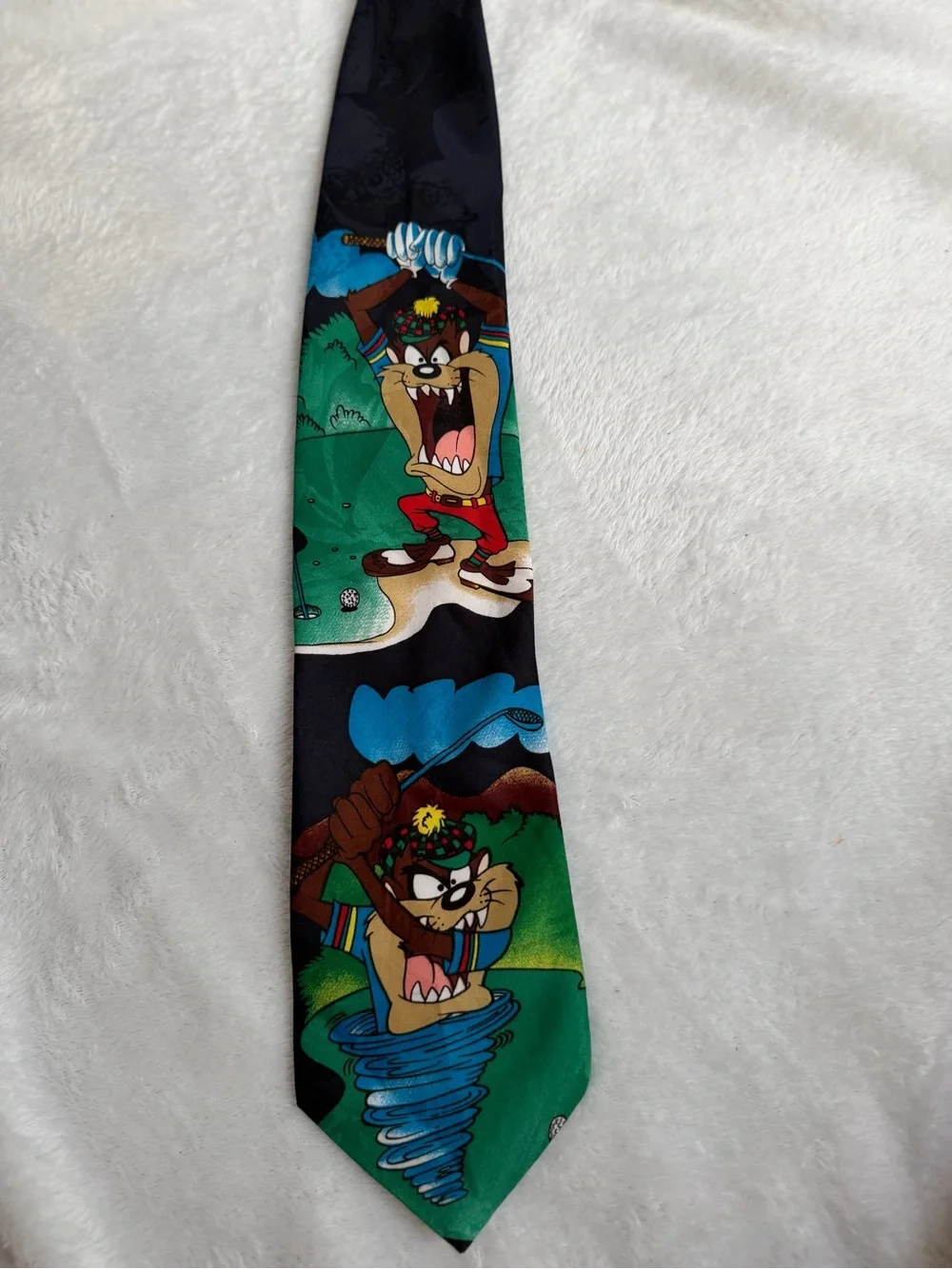 Vintage 1995 Looney Tunes Mania Taz Golf Necktie Warner Bros